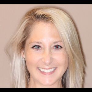 Meet your Posher, Lindsey